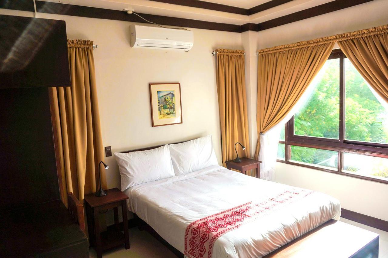 Veranda Suites&Restaurant Paoay Exterior foto