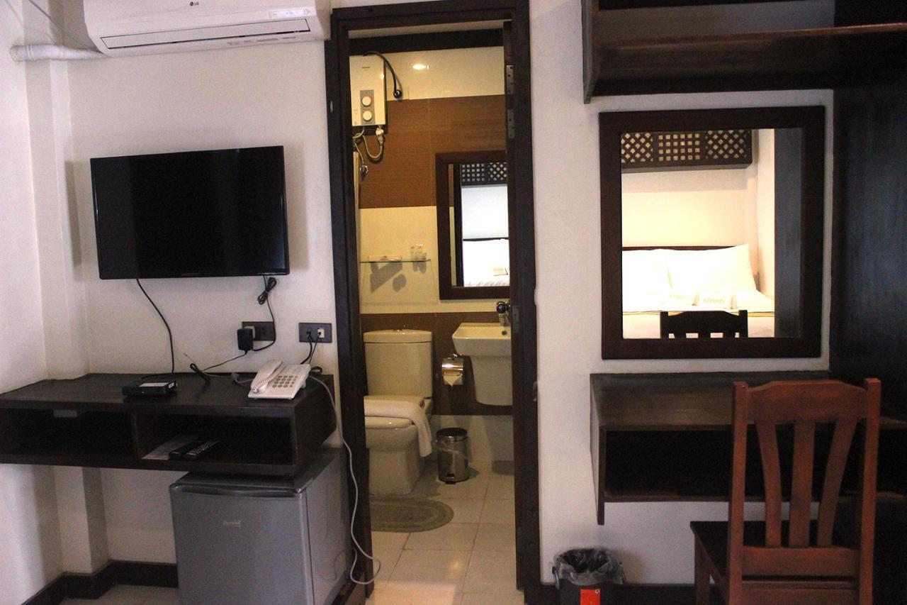 Veranda Suites&Restaurant Paoay Exterior foto